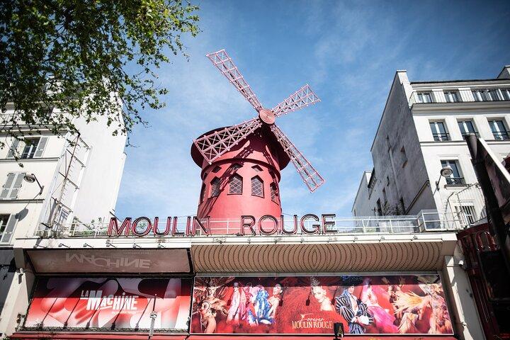 Explore Montmartre like a local - Private walking tour