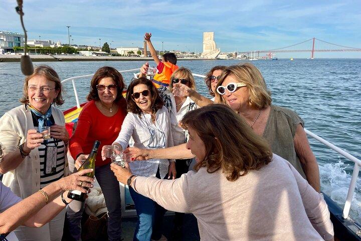 Lisbon Daytime & Sunset Tradicional Boat Tour Sightseeing Cruise