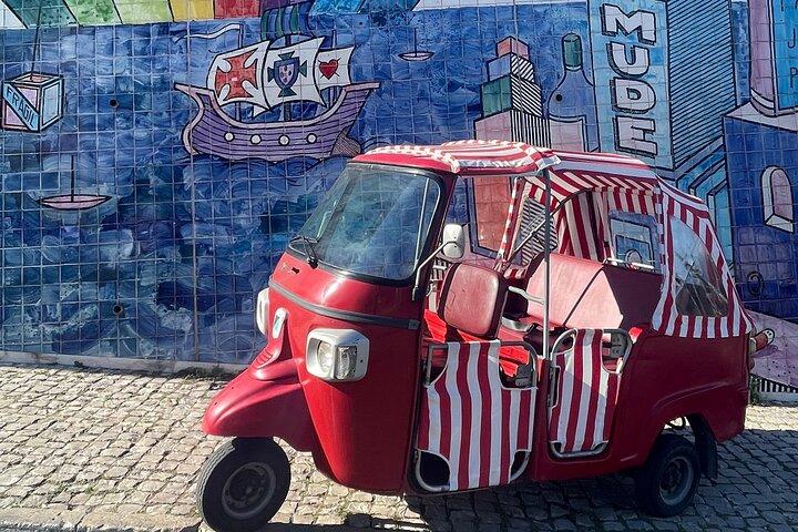 2h or 4h Lisbon Private Historical Tour by Tuk Tuk