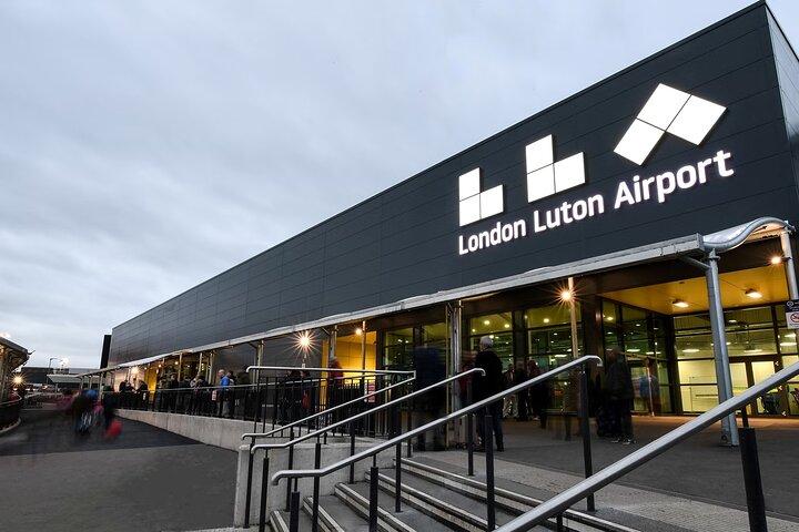 ルートン空港タクシー - ロンドンへの/からのプライベート送迎