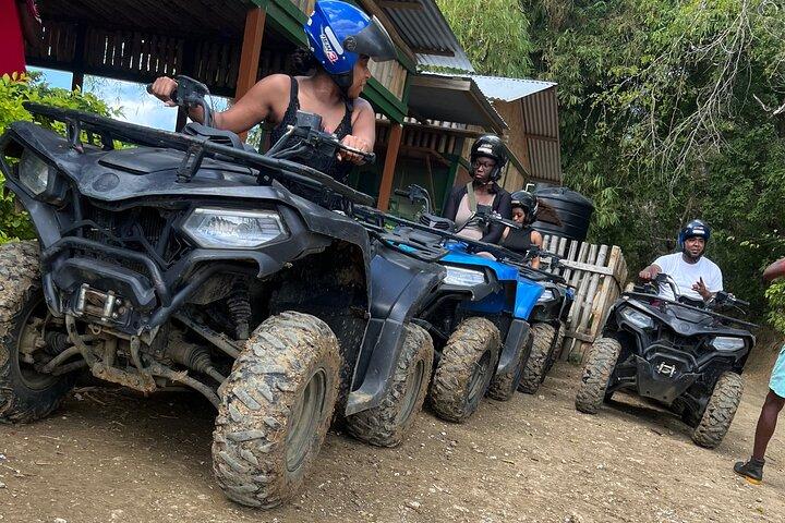 ATV/Zipline/Pferd/Rafting/Rick's Cafe Von Montego Bay