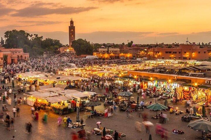 Luxury shopping tour in Marrakech with transportation