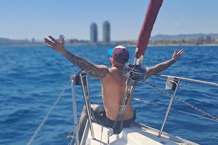 Vela privata per 11 persone con open bar e snack