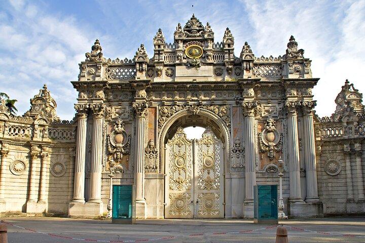 Dolmabahce Palace Skip the Ticket Line Entry with Audio Guide