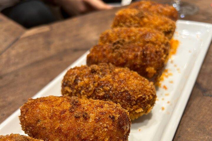 Madrid lokale tapas tur med privat middag og Bottomless vin