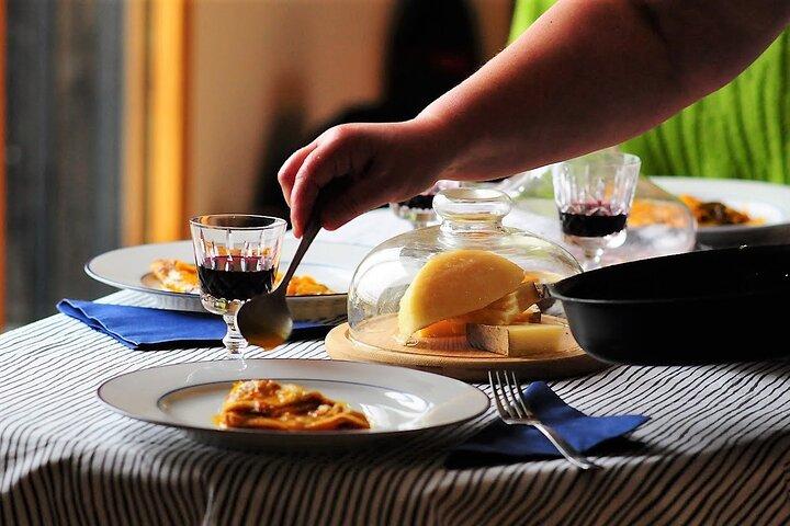 Private French Home Cooking Class in Paris with Local Chef Ioana
