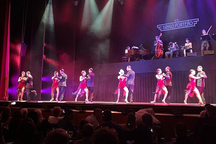Espetáculo de Tango Porteño com jantar opcional e aula de tango