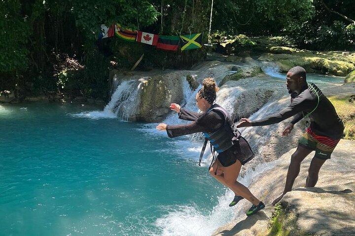 Blue Hole and Sightseeing Tour desde Ocho Ríos, Jamaica