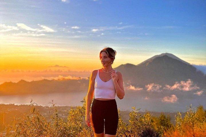 バトゥール キンタマーニ山でのプライベート バリ日の出トレッキング