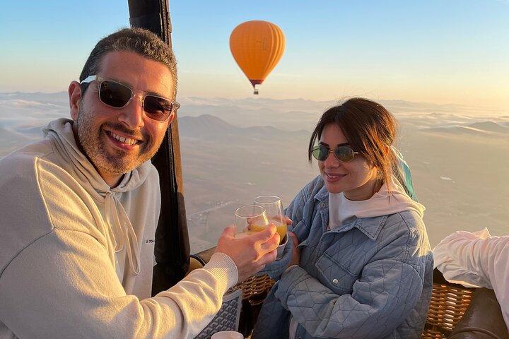 Marrakech Heteluchtballonvaart, Berberontbijt & Kamelenrit