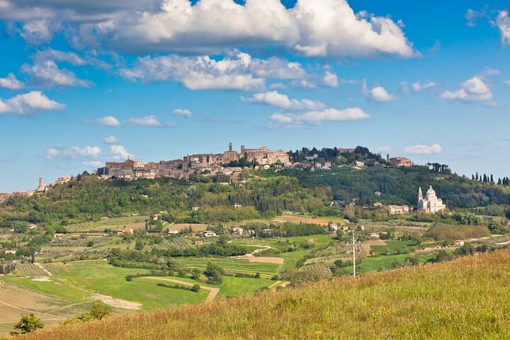 Tuscany & Assisi Small Group Day Trip from Rome with Wine Tasting