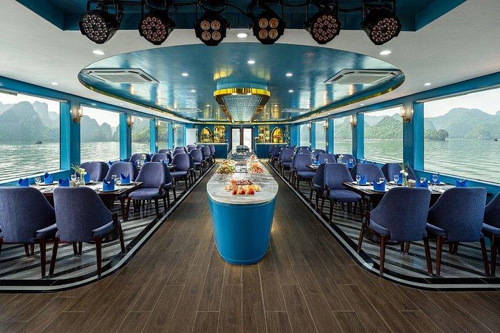 エクスプレスリムジンで行くハノイ発アルカディクルーズ豪華日帰りツアー