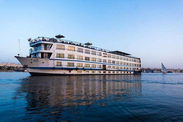 4-nätters guidad Nile River Cruise Tour från Luxor till Assuan