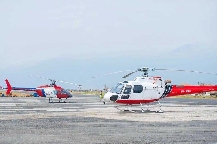 Von Kathmandu nach Meghauli mit dem Hubschrauber