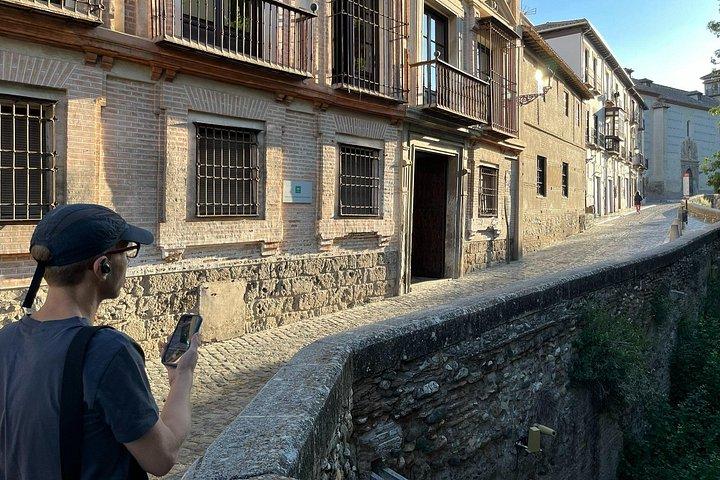 Enchanting Granada: A Self-Guided Audio Tour