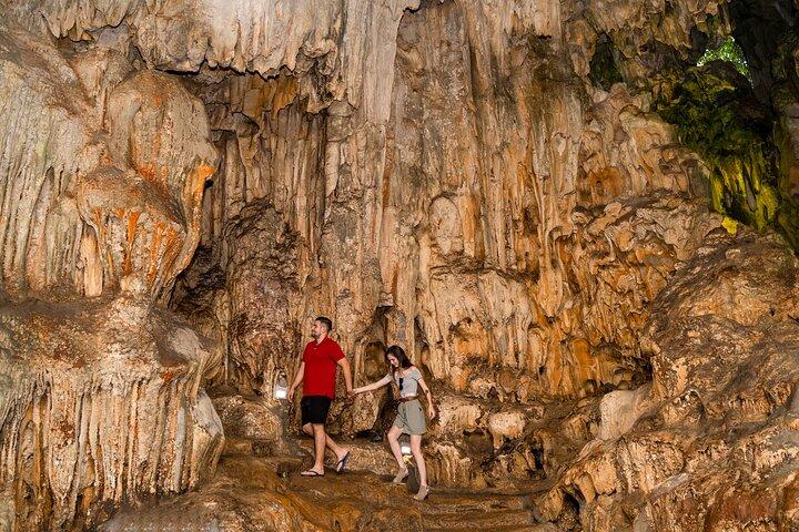 Explora la bahía de Halong de 3 días en el crucero con encanto de Halong