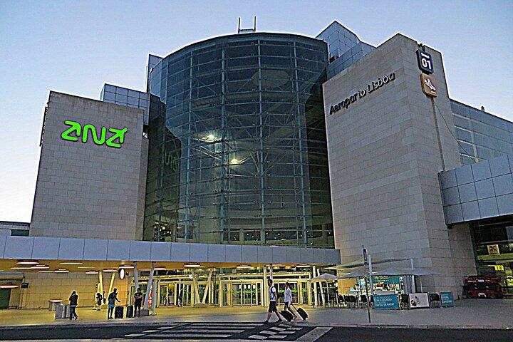 TRANSFER Lisbon Airport to Sintra