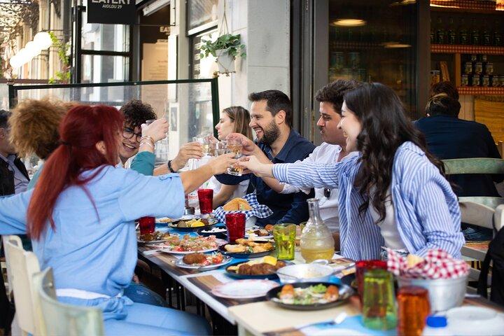 Visite gastronomique en soirée à Athènes
