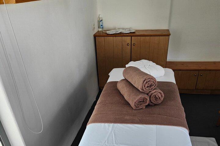 Akrotiri : 2 - Hour Face & Body Spa Experience com acesso à piscina de dia