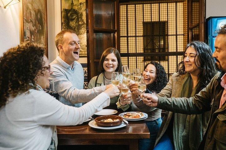 Tour Privado de Tapas y Historia de Sevilla