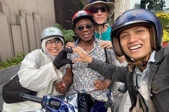 Ho Chi Minh City Street Food Tour med lokal LGBT-studerende guide