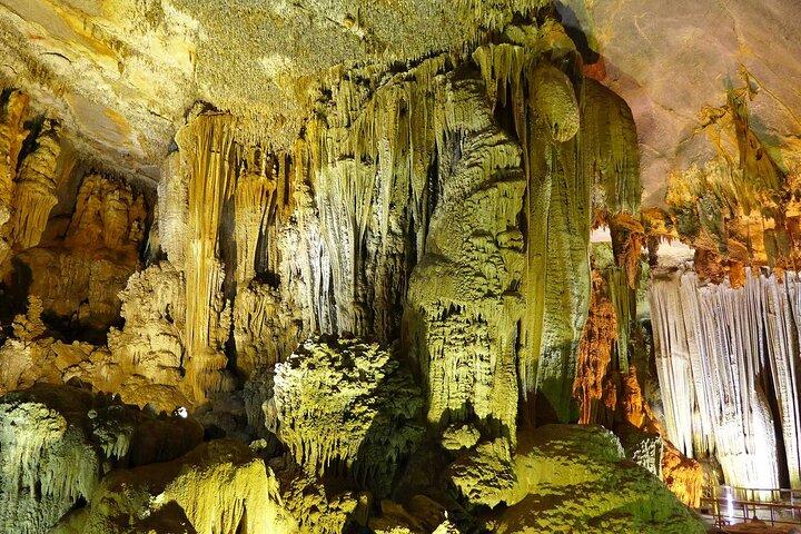 Tour di un giorno della grotta di Hue to Phong Nha