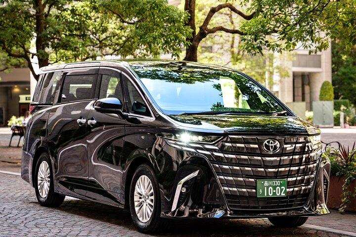 Tokio All Inclusive Privénachttour met een luxe auto