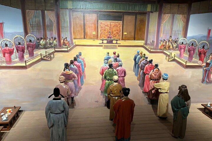Tour del Museo dei Mausolei degli Han meridionali e del Tempio del Dio Nanhai