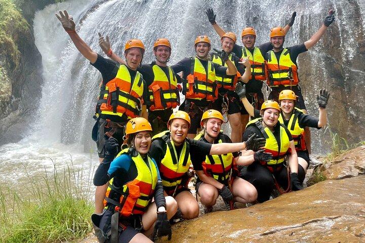 Da Lat Canyoning udforskere: Læs mere om Vietnam Hidden Gems