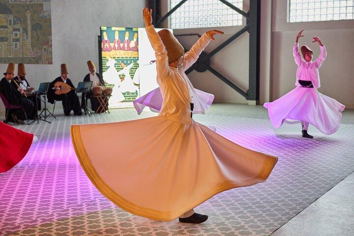 Wervelende derwisj Ceremonie Tickets in Istanbul