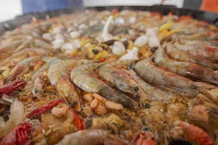Lernen und kochen Sie authentisches spanisches Essen in der Puerta del Sol!