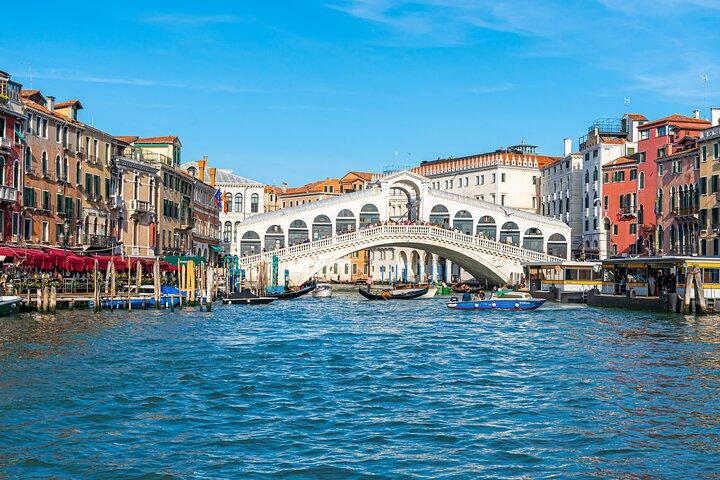 Geführte Stadtrundfahrt durch Venedig - Halbprivat 12ppl Max