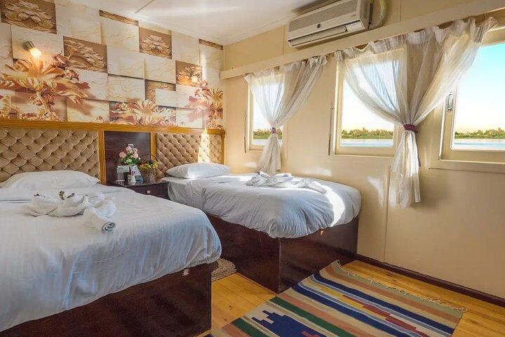 5 dias de luxo Dahabiya Nile Cruise Luxor para Aswan Tours guiados
