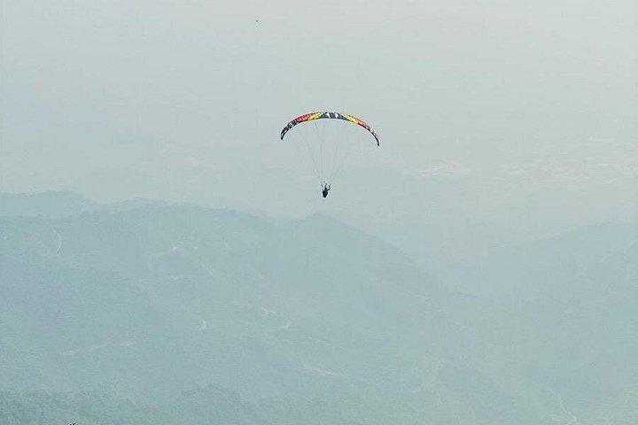 Paragliding Experience in Ha Noi