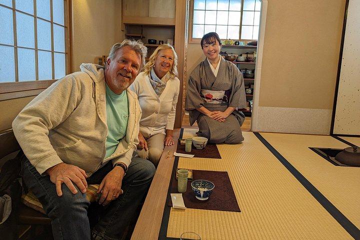 Private Customizable Car and Mini Van Tour in Tokyo