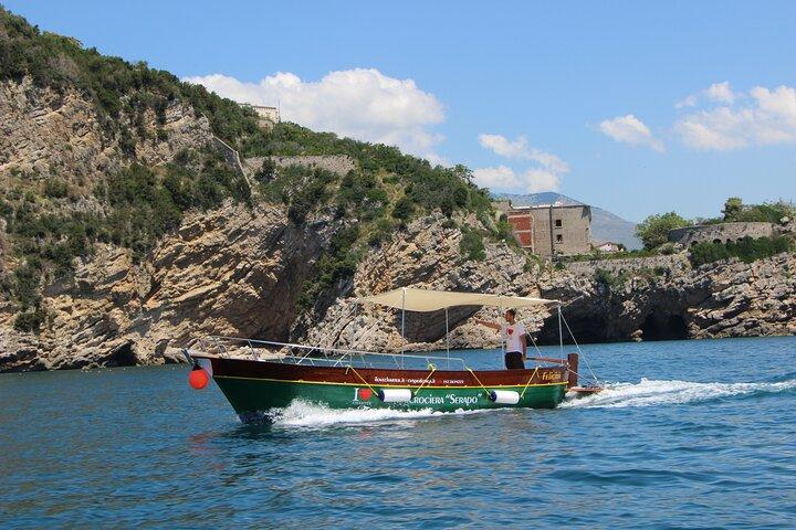 Bootstour zu den Circeo-Höhlen