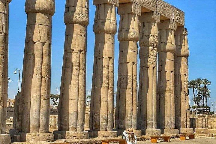 ハブ神殿、ルクソール博物館などを含むルクソール2日間の旅