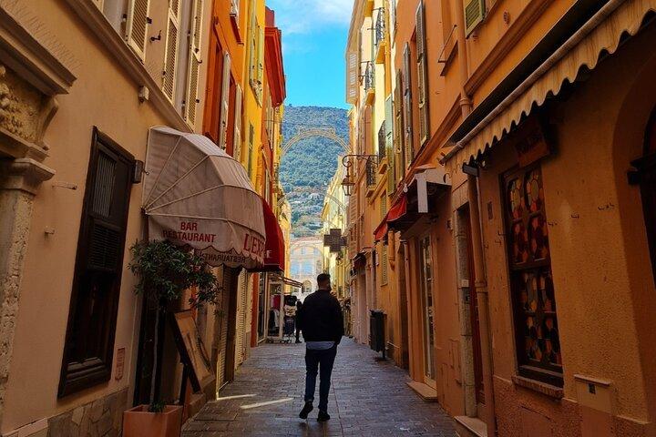 Excursão a pé privada de meio dia em Old Nice França com guia local