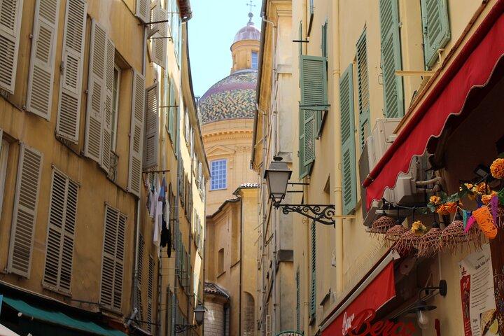 Excursão a pé privada de meio dia em Old Nice França com guia local