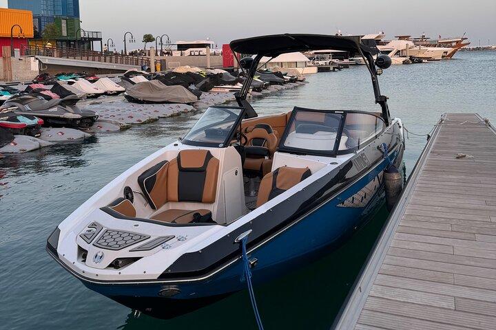 Doha Private Jet Boat Thrill Ride
