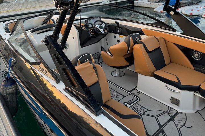 Doha Private Jet Boat Thrill Ride
