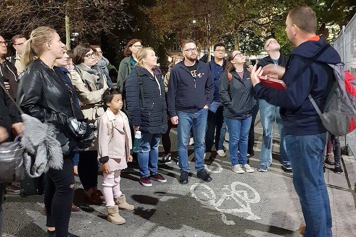 Londense Ghosts & Gruesome Past Nighttime Walking Tour