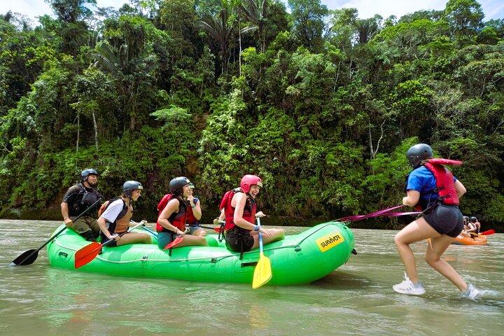 2 Tage im Dschungel: Tierwelt, Kultur, Höhlenforschung und Rafting