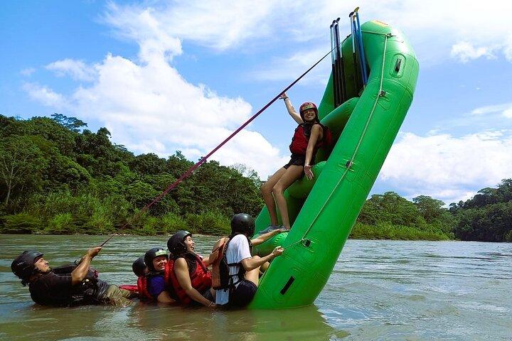 2 Tage im Dschungel: Tierwelt, Kultur, Höhlenforschung und Rafting
