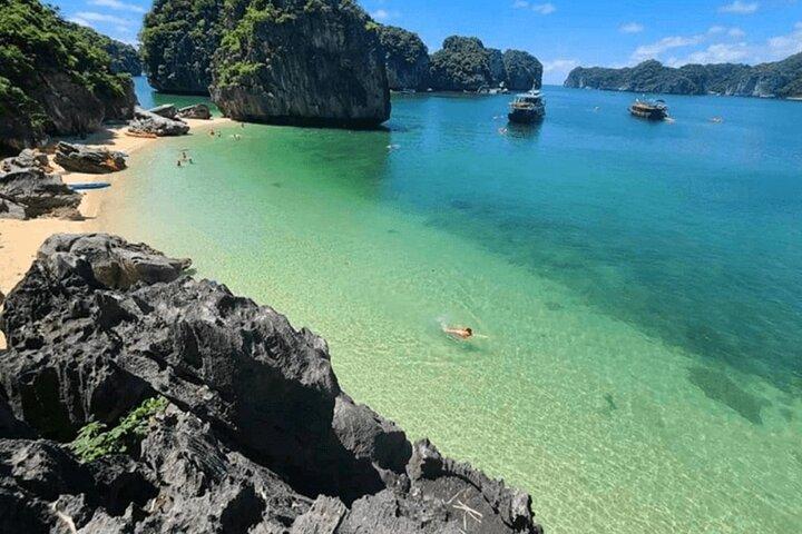 De Cat Ba Island: passeio de barco de dia inteiro Lan Ha Bay & Halong Bay
