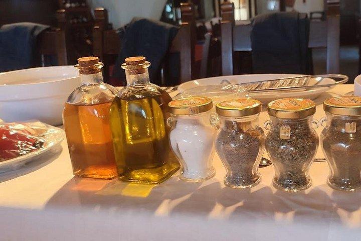 クルーズ船でチャニアに到着-ソウダ港