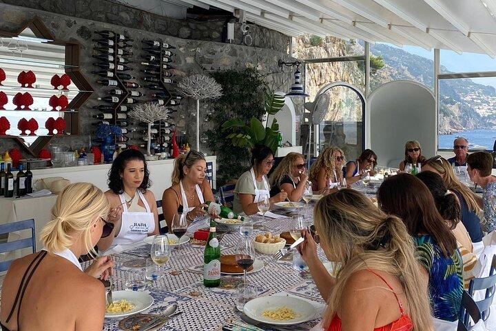 Aula de culinária Rada no terraço em Positano