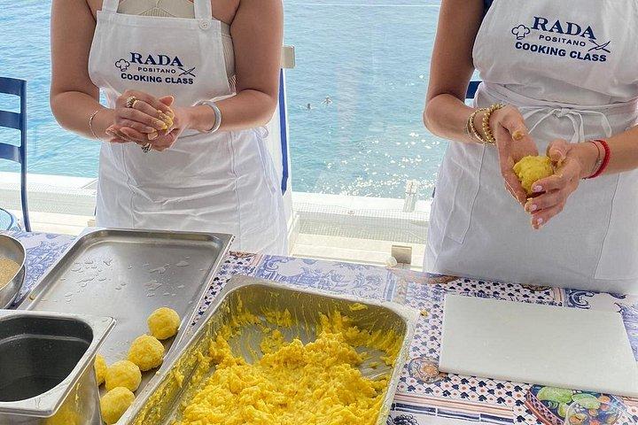 Rada Rooftop Cooking Class in Positano