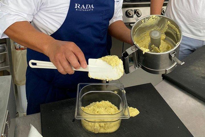 Rada Rooftop Cooking Class in Positano