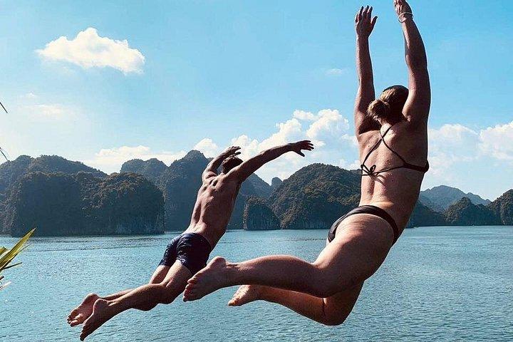 ハロン湾ランハを探索：カットバ島からの終日ボートツアー